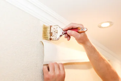 Pose de papier peint à Ranton — revêtements muraux et toiles de verre